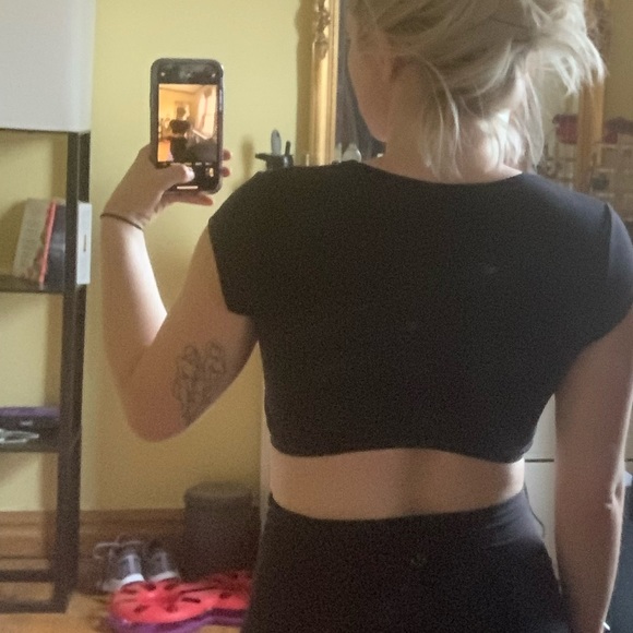 Gymshark Crop Top - Picture 5 of 5